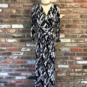 Jessica Howard Women's Navy & White V-neck 3/4 Sleeve Ruched Waist Maxi Dress 12